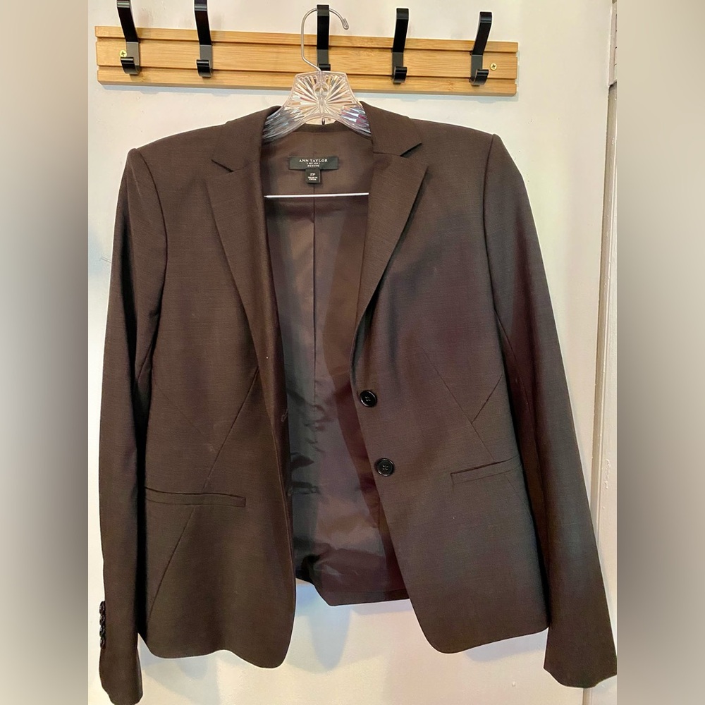 Ann Taylor Wool 2 button suit jacket, size 2P